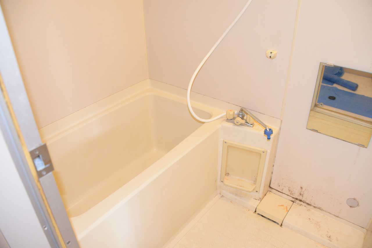 浴室リフォーム マンションユニットバス施工前